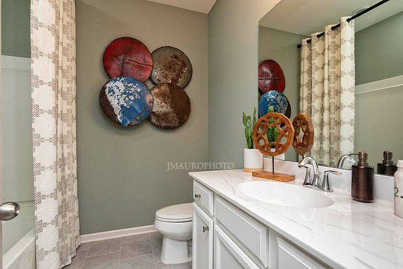Bathroom 3-1