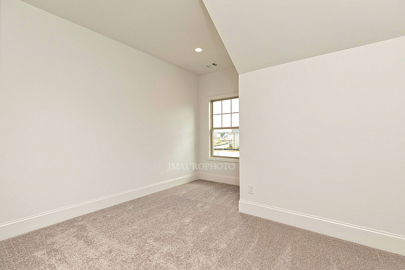 Owner's Sitting-1