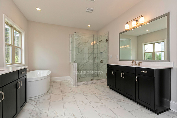 Owner's Bath-3