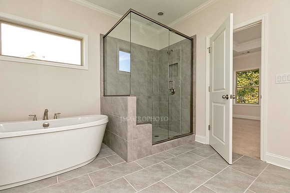 Owner's Bath-2