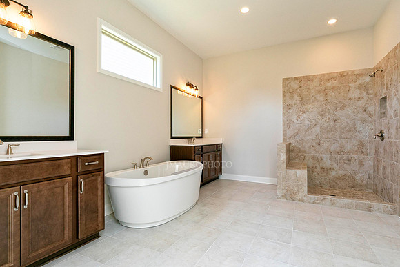 Owner's Bath-1