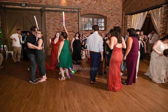 013A8008-Edit