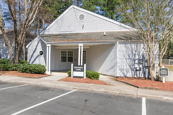 Clubhouse-Sales Office-2