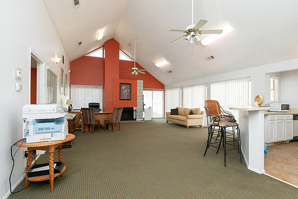 Clubhouse-Sales Office-4