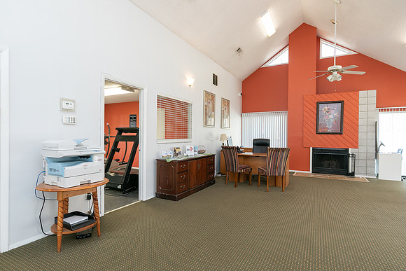 Clubhouse-Sales Office-5