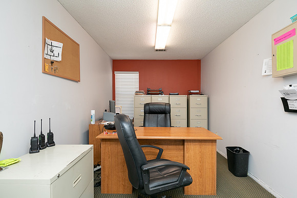 Clubhouse-Sales Office-9