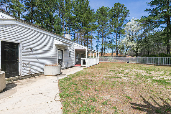 Clubhouse-Sales Office-10