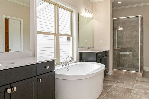 Owner's Bath-2