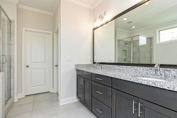 Owner's Bath-1