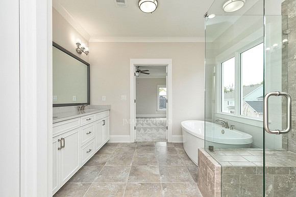 Owner's Bath-1