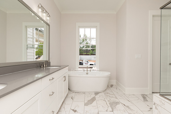 Owner's Bath-2