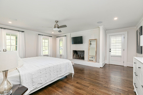 Bedroom 2-1