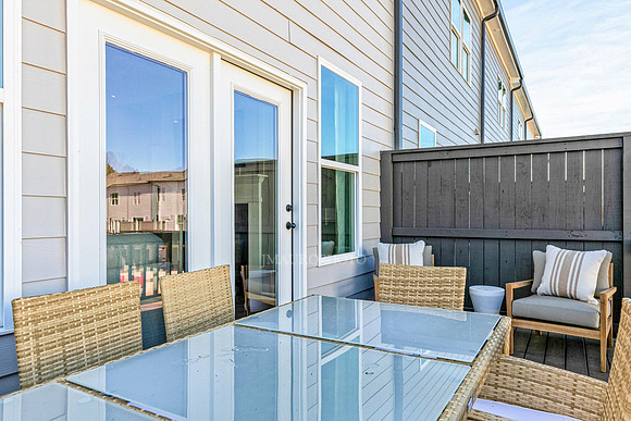 Deck-2