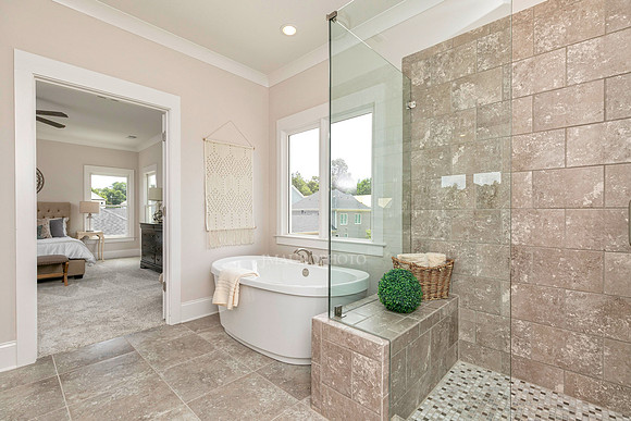 Owner's Bath-2