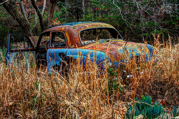 Abandoned_Mercedes 3