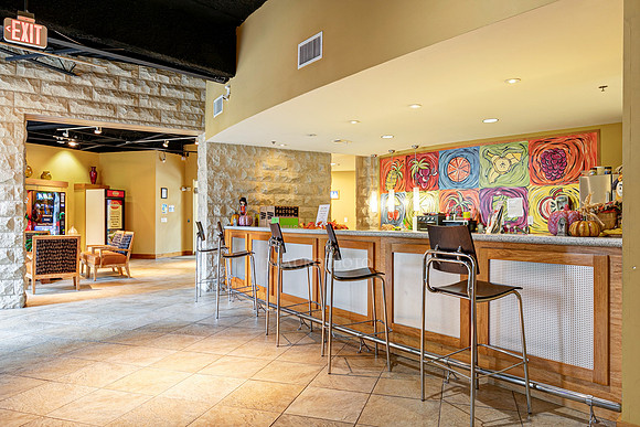 Clubhouse-1