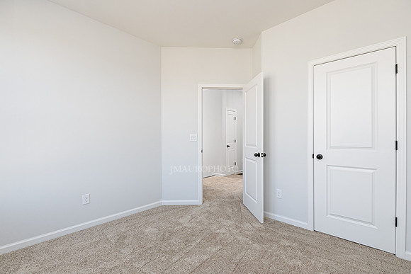 Bedroom 2-2