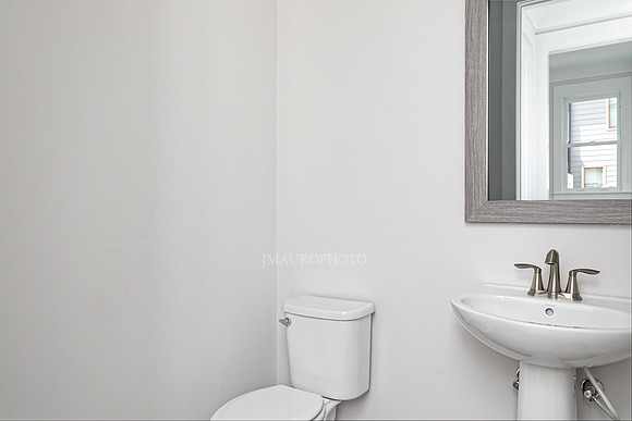 Powder Room-1