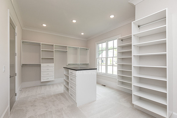 Owner's Closet-2