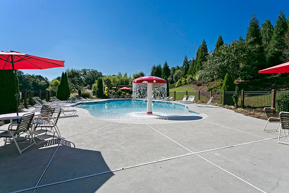 Swimming Pool 2-2
