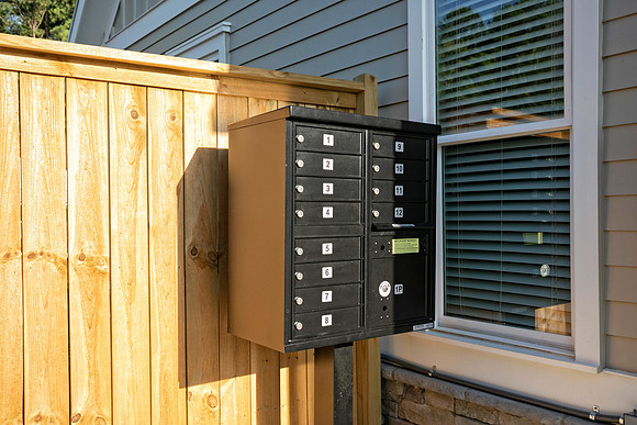 Mailbox-1