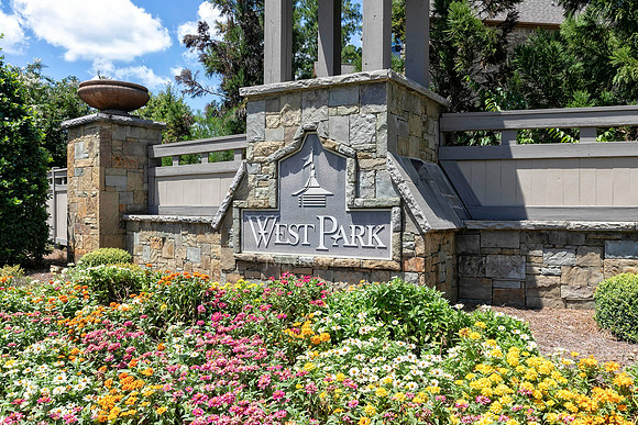 Entrance Monument-2