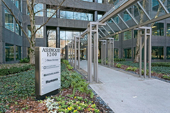 1200 Ashwood Pkwy-2