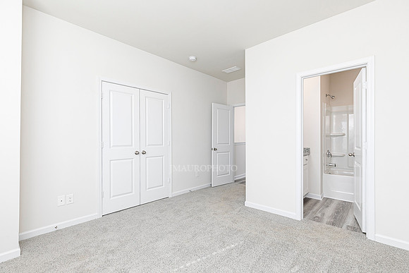 Bedroom 2-2