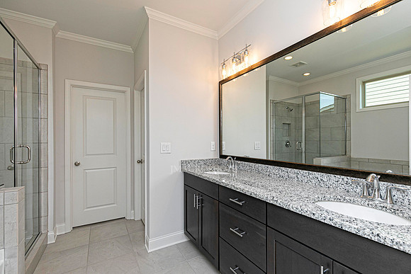 Owner's Bath-1