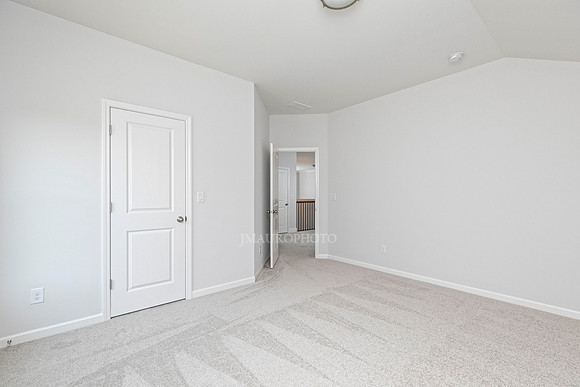 Bedroom 2-2