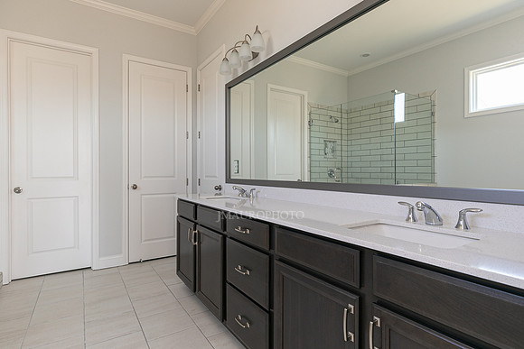 Owner's Bath-6
