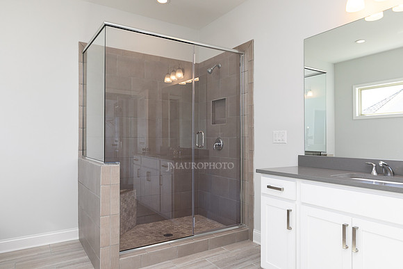 Owner's Bath-2