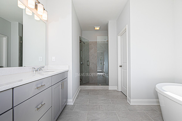 Owner's Bath-3