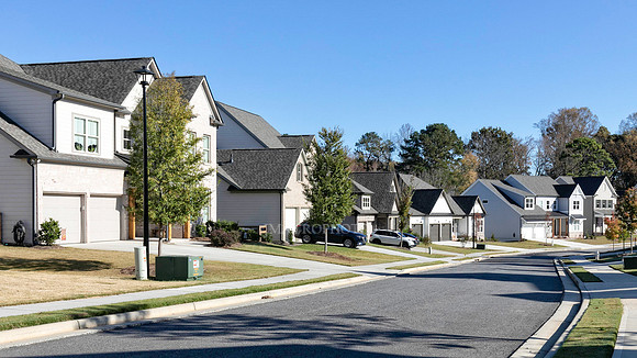 Edgewater Streetscape-1
