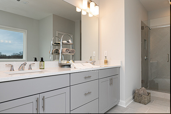 Owner's Bath-1