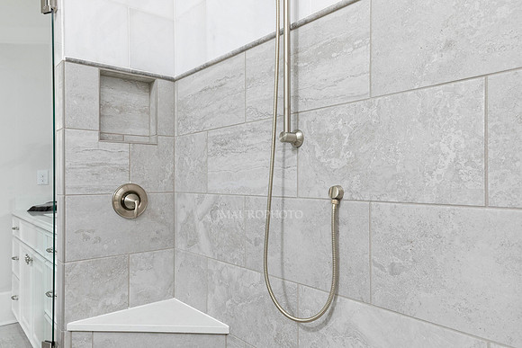 Owner's Bath-4