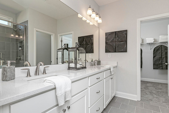 Owner's Bath-1
