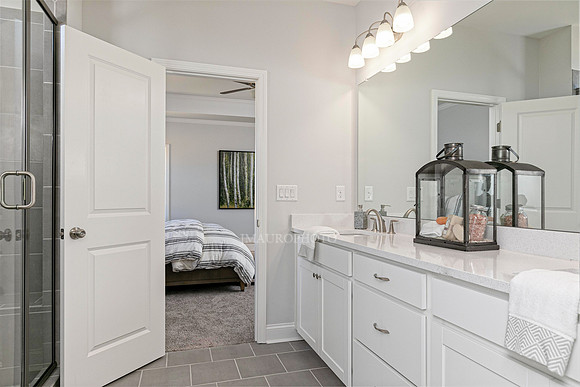 Owner's Bath-2