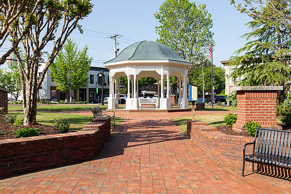 Canton-18