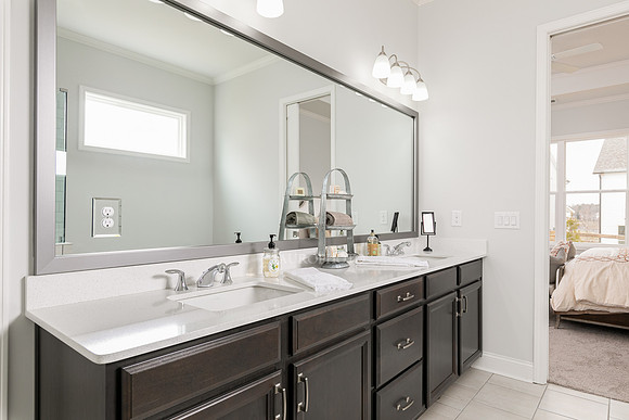 Owner's Bath-4