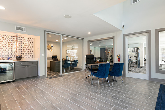 Clubhouse-1