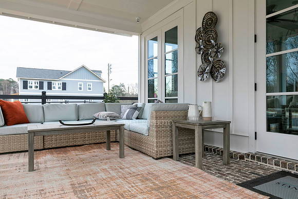 Covered Porch-3