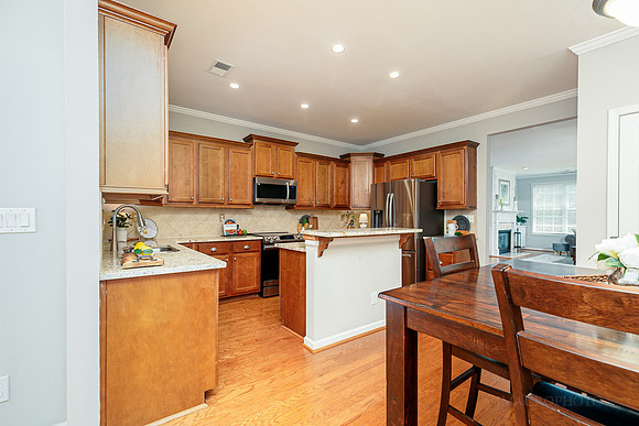 3410 Waters Edge Trl-20