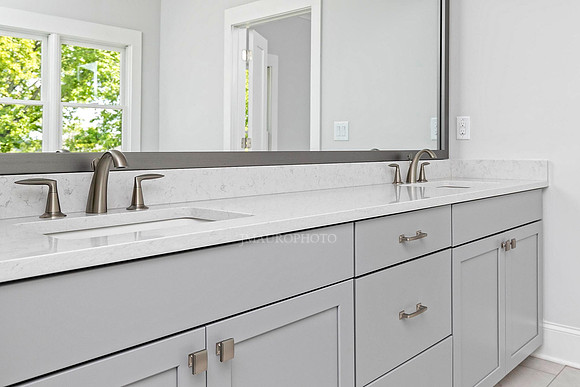 Owner's Bath-5