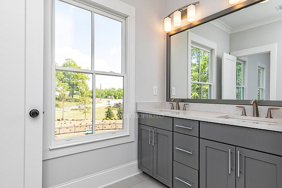 Owner's Bath-2