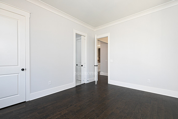 Bedroom 5-2