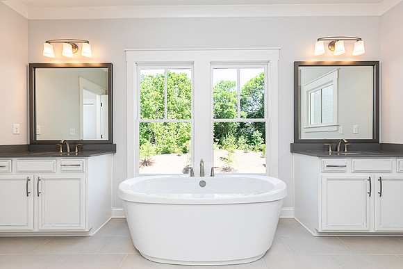 Owner's Bath-2