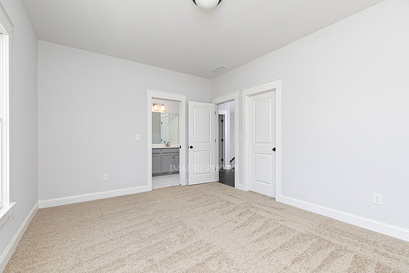 Bedroom 2-2