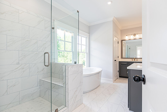 Owner's Bath-1