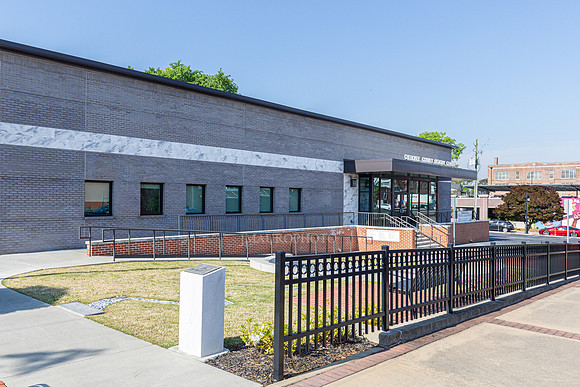 Canton-32
